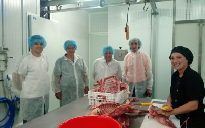 Ayerbe se interesa por la fórmula de los viveros agroalimentarios de Adecuara